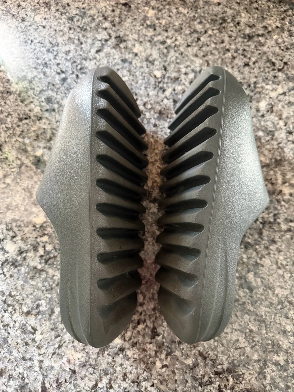 Men’s size 6 Yzy